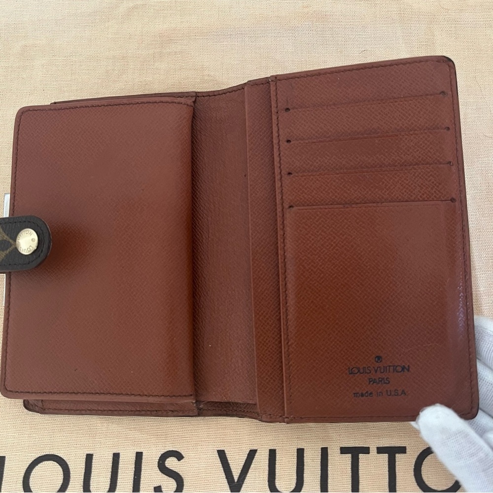 Louis Vuitton Kiss Lock Wallet Rare Left Hand EUC 1996 - Picture 11 of 17